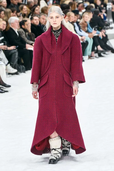 Look 34